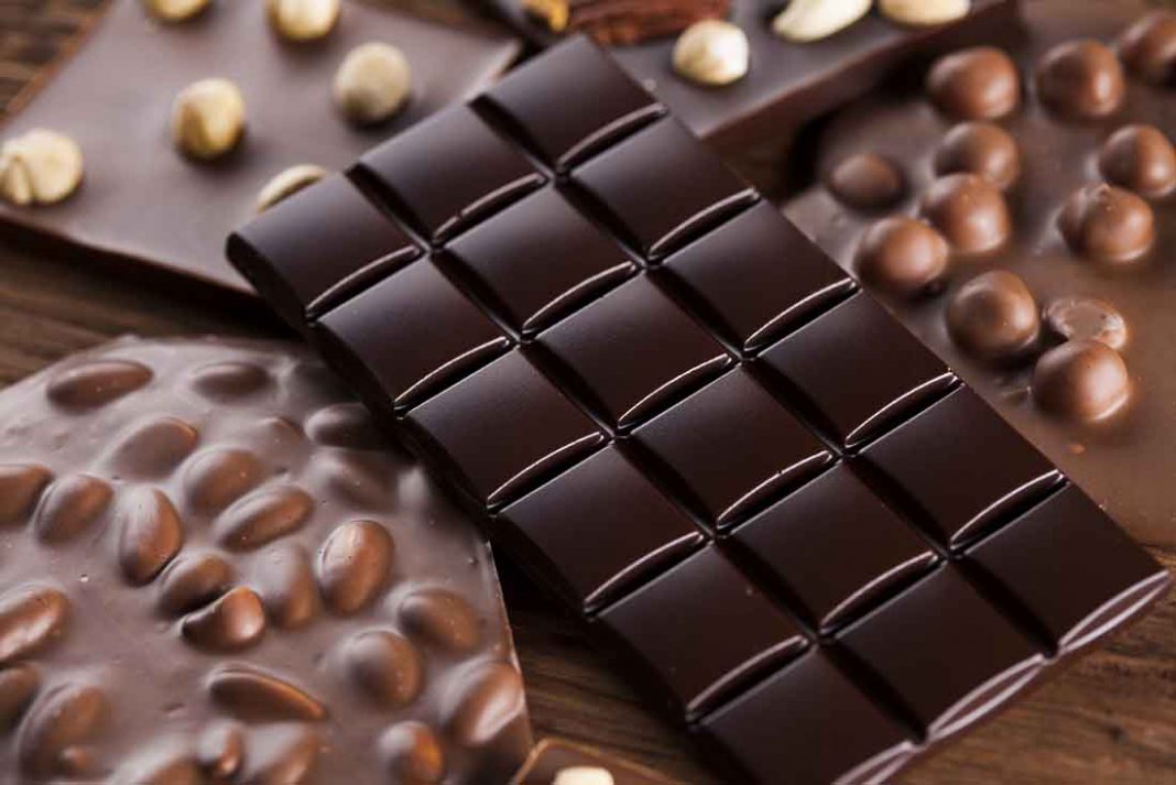 Dark Chocolate vs. Milk Chocolate Which is Better? Nutrition Advance