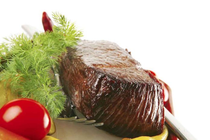 Is the Wild Diet Healthy? Beef and vegetables, part of the wild diet plan.