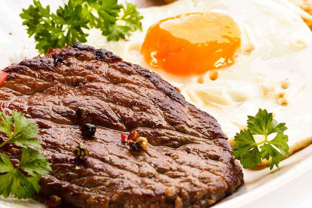 How Does a Diet of Steak and Eggs Affect Our Health?
