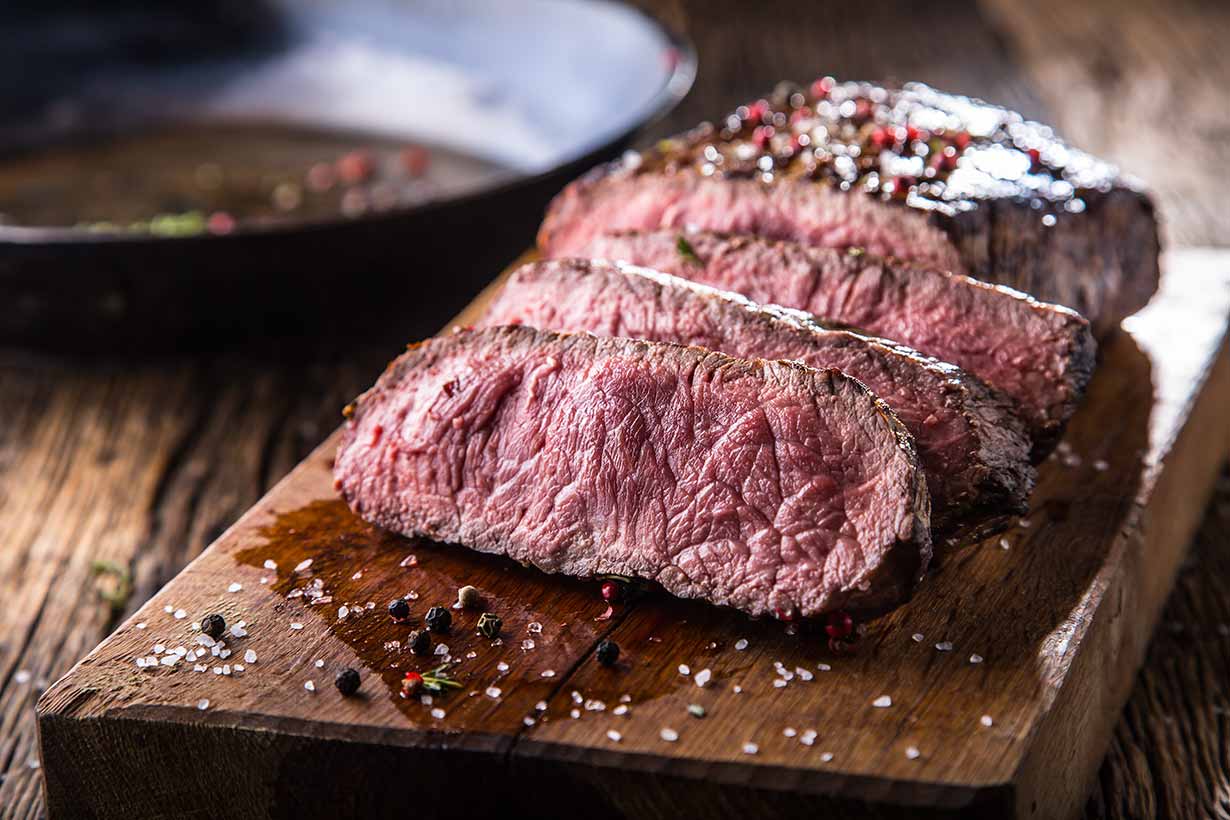 9 Health Benefits Of Bison Meat and Full Nutrition Facts 