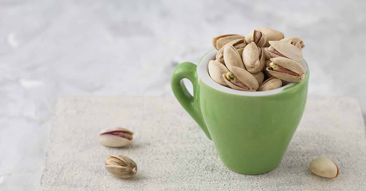 9 Health Benefits of Pistachio Nuts (and Full Nutrition Facts)
