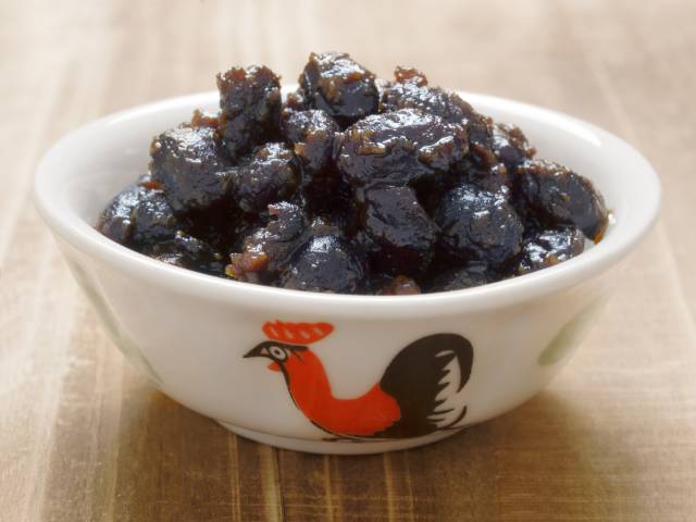 Douchi: Fermented Black Soybeans.