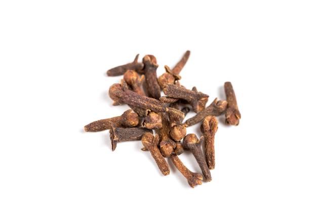 Dried Cloves.