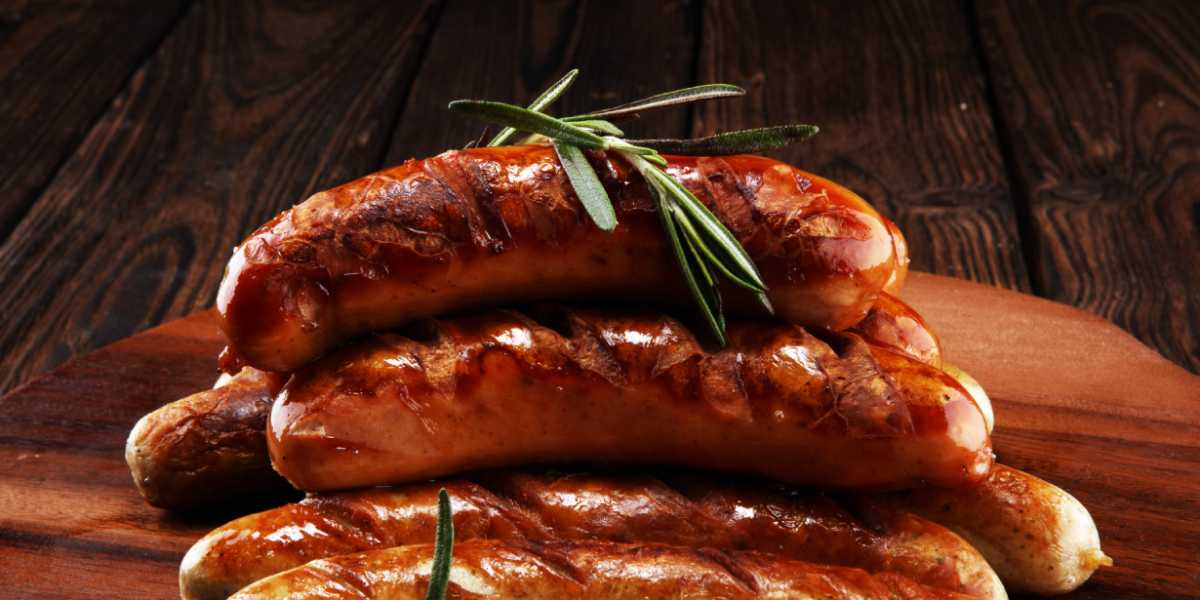 18 Different Types of Sausages Varieties & Nutritional Values