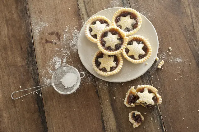A Plate of Mince Pies.