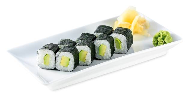 Avocado Sushi Rolls. (Abokado Maki)